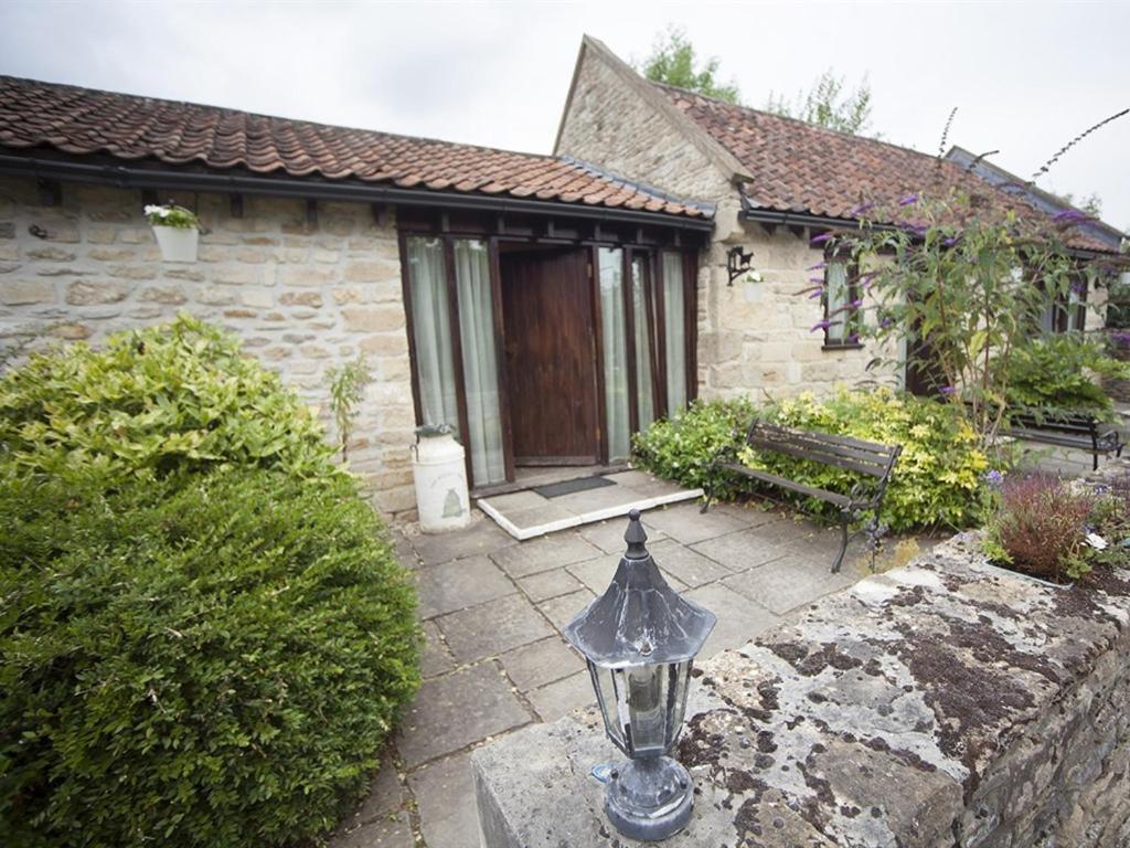 Beeches Farmhouse Country Cottages & Rooms Bradford-On-Avon Bagian luar foto